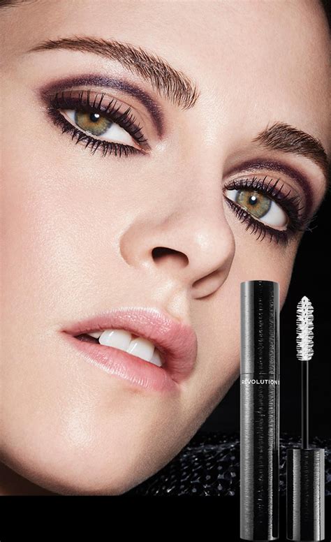 revolution of chanel mascara